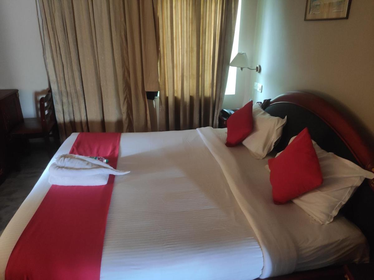 Karthika Residency Leilighet Kochi Eksteriør bilde